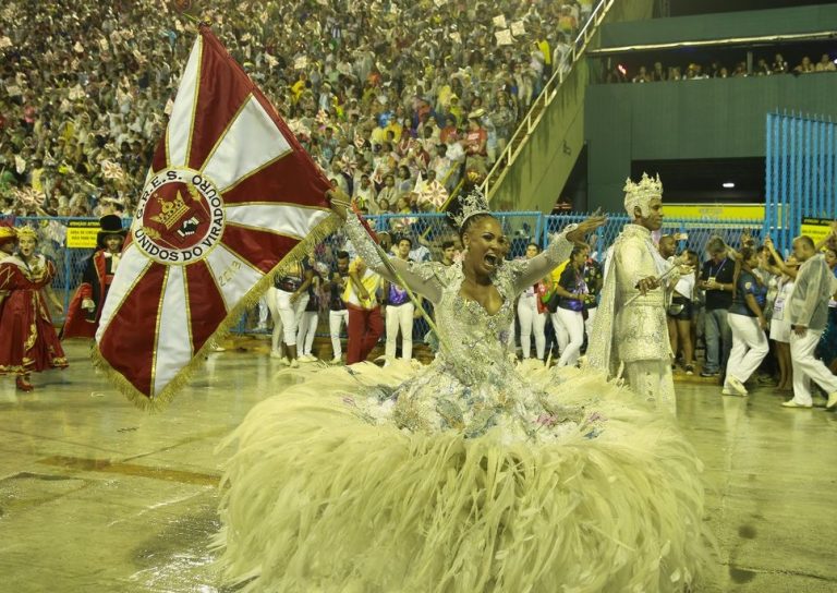 Desfile da Unidos do Viradouro no Carnaval 2019 no Rio de Janeiro