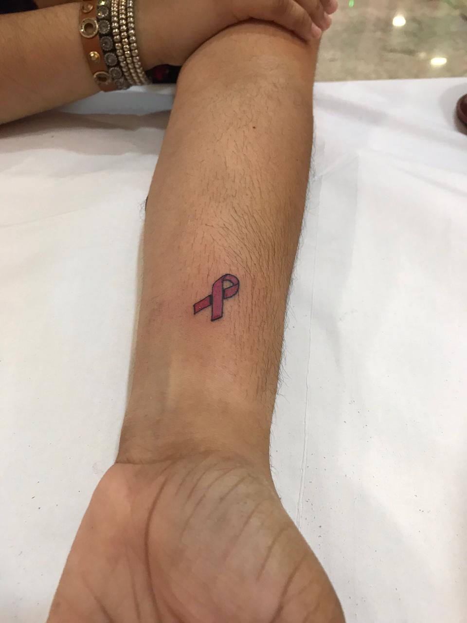 Tatoo Lacinho Rosa 1