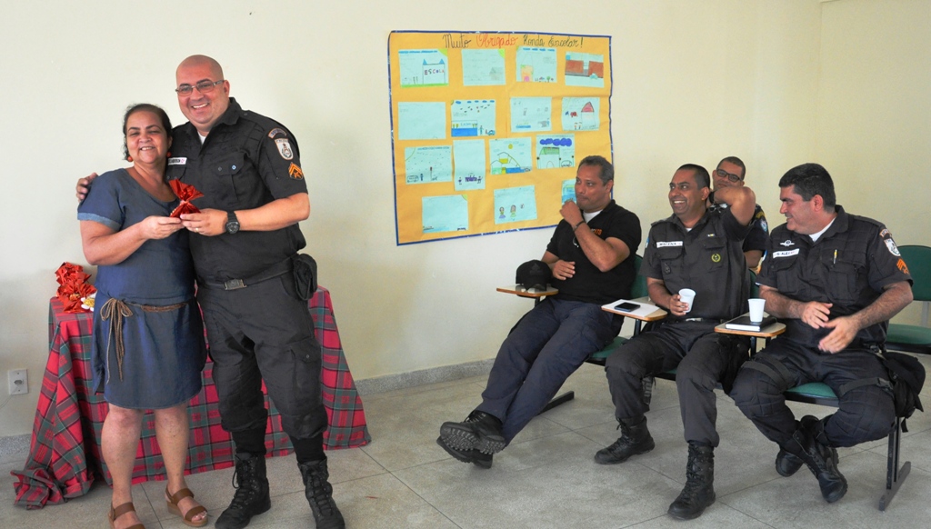 Os policiais foram homenageados