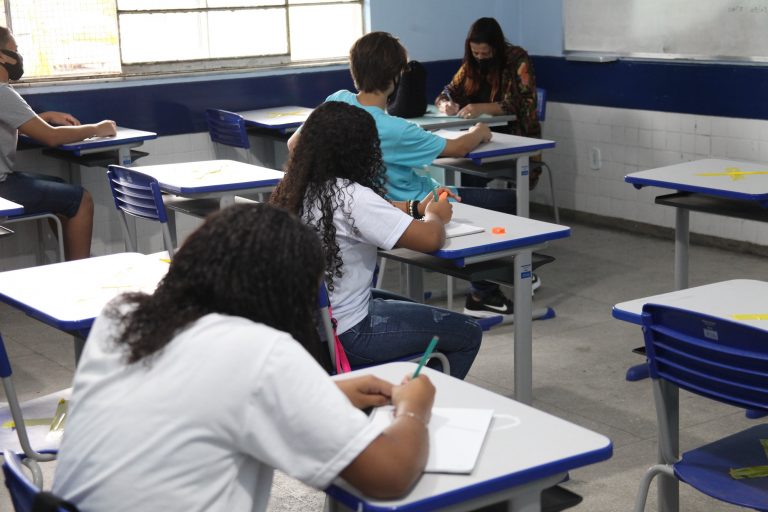 Alunos voltam ao ambiente escolar em São Gonçalo - Foto Lucas Alvarenga (2)