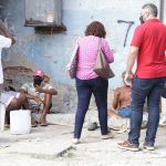 Ação integrada entre secretarias para ajudar moradores em situação de rua - Foto Renan Otto (4)