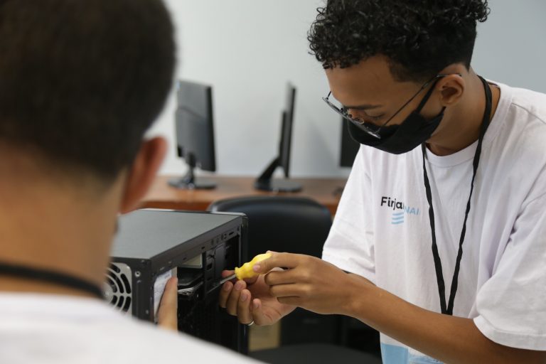 Cursos Senai - Prefeitura de São Gonçalo - Foto Renan Otto