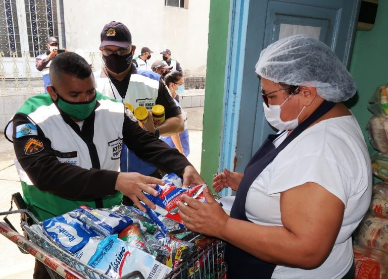 São Gonçalo Presente - Donativo -2 - Foto Luiz Carvalho