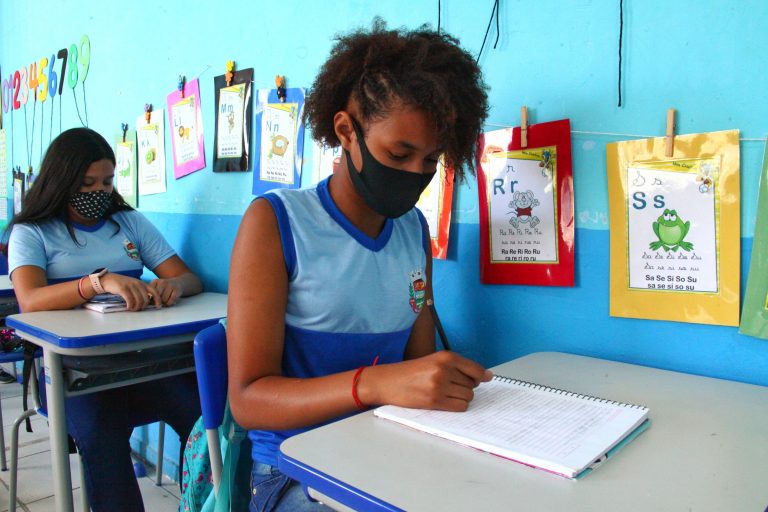 Educação de São Gonçalo inicia pré-matrícula de novos alunos - Foto Lucas Alvarenga