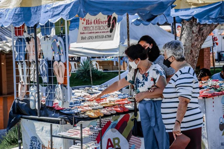 Fim de semana com filme, caminhada, feiras e encontro de carros antigos em Itaboraí -foto02