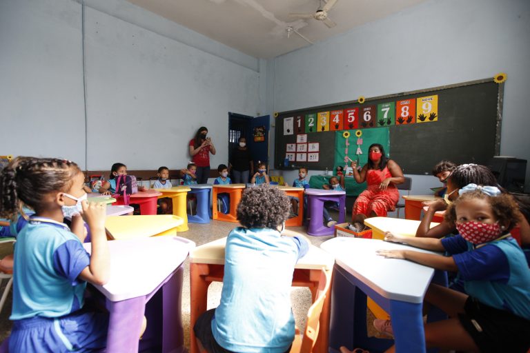 Educação estimula literatura com contação de história (foto Lucas Alvarenga) (3)