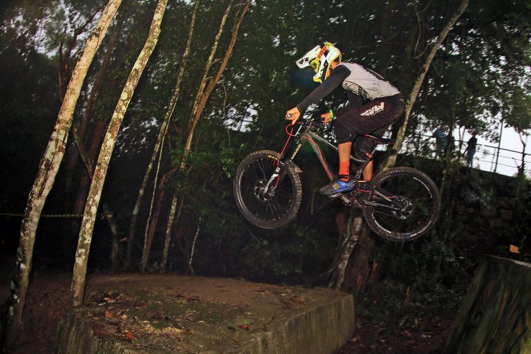 Downhill - Tony DAndrea Itacoa Pro 22