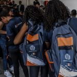 Estudantes da rede municipal recebem novos kits escolares em Itaboraí (5)