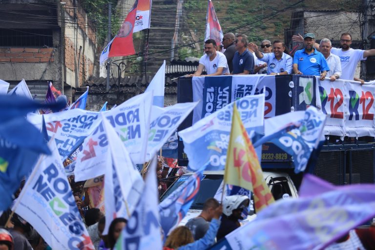 19.09 - Rodrigo Neves - carreata em Niterói - Crédito Alex Ramos 1