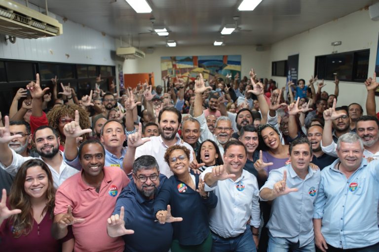 05.10.22 - Rodrigo Neves reune liderancas em Niterói em ato pró-Lula - 1