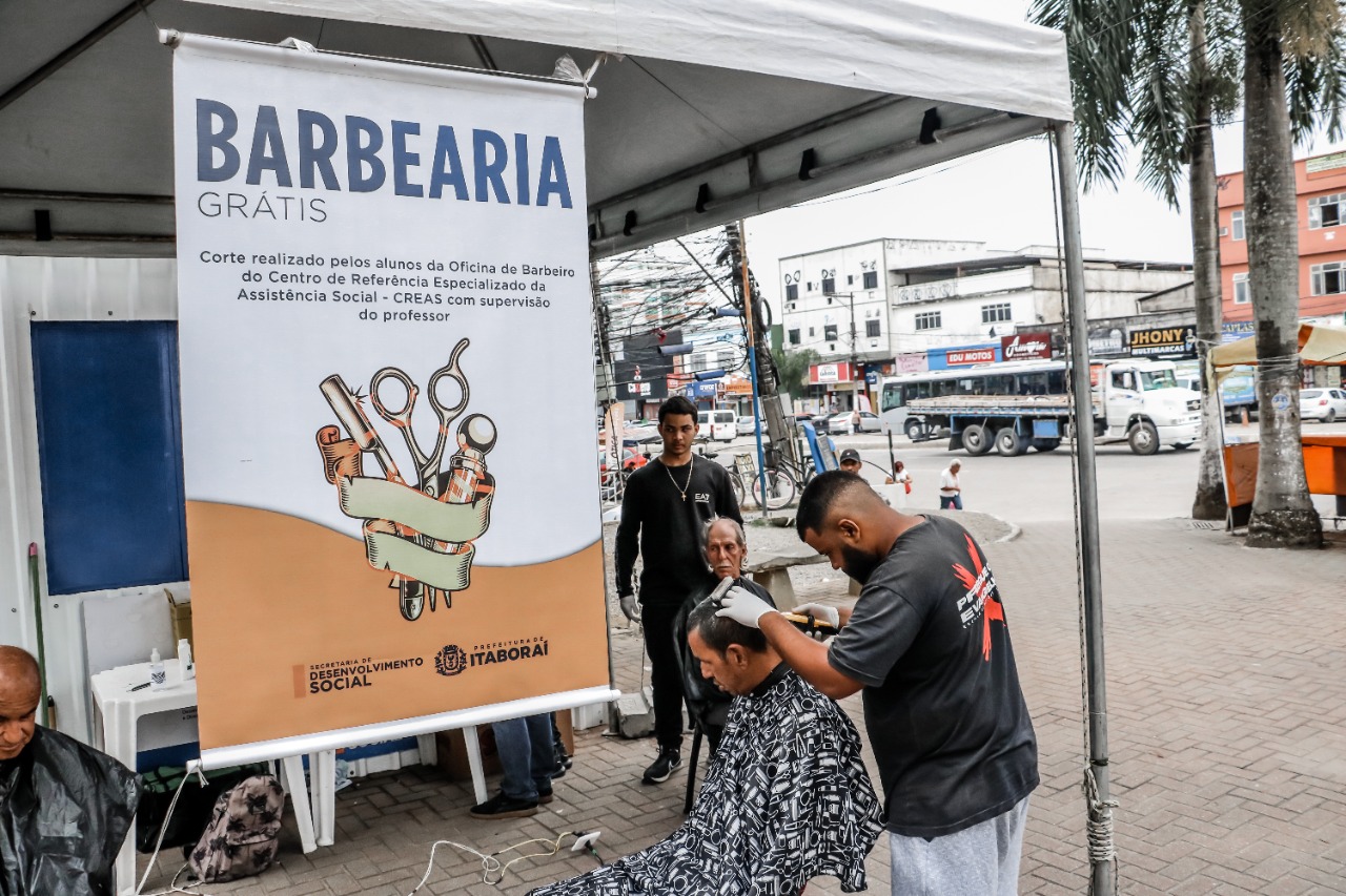 Barbearia gratuita para a população às terças-feiras em Itaboraí (1)