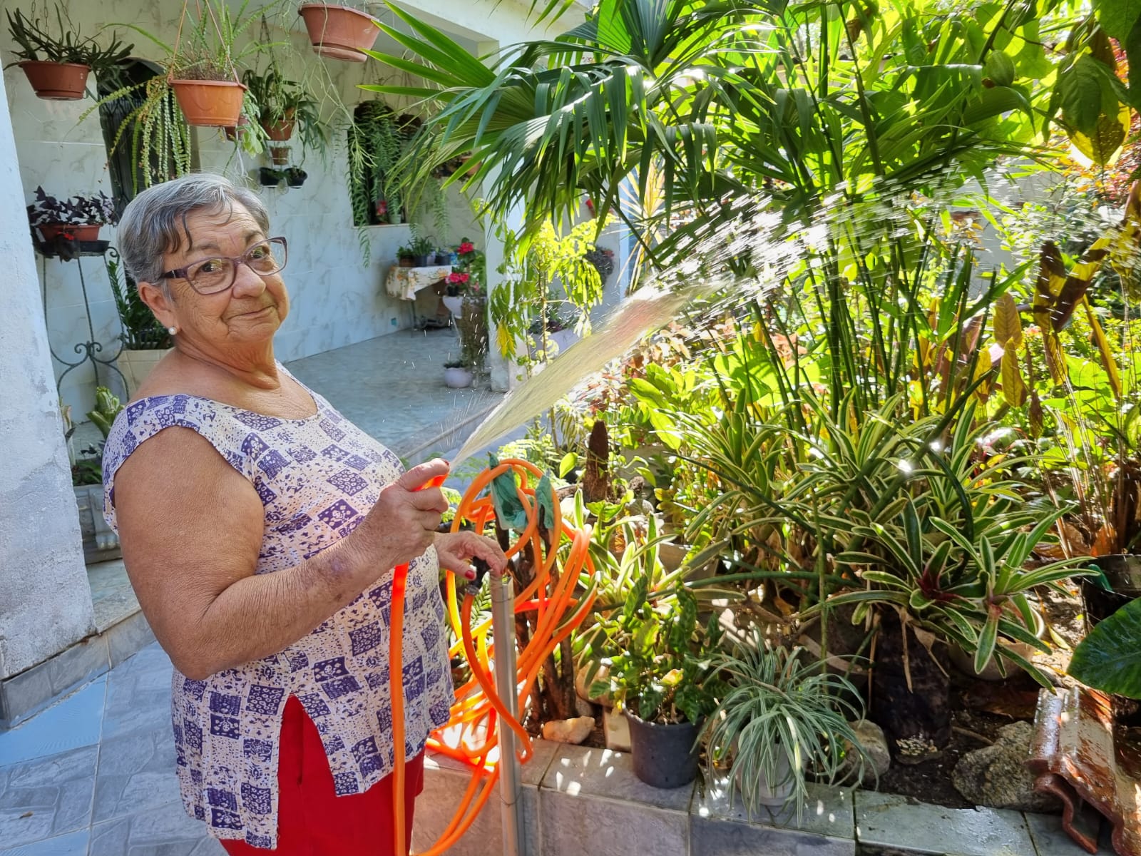 “Já não tínhamos mais esperança. Mas vocês chegaram para mudar!”, celebra Conceição.