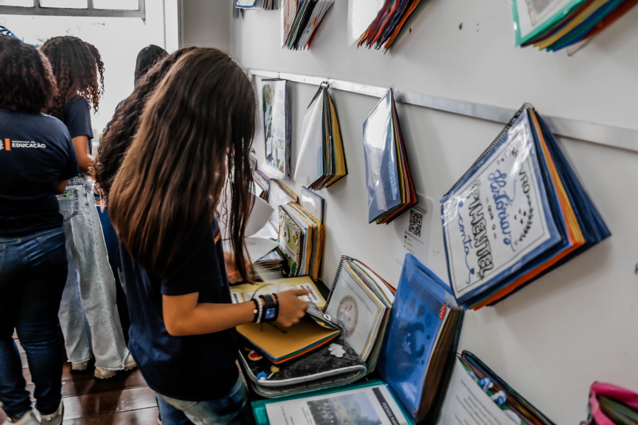 Casa Paulina Porto apresenta exposição de livros produzidos pelas escolas municipais de Itaboraí (2)