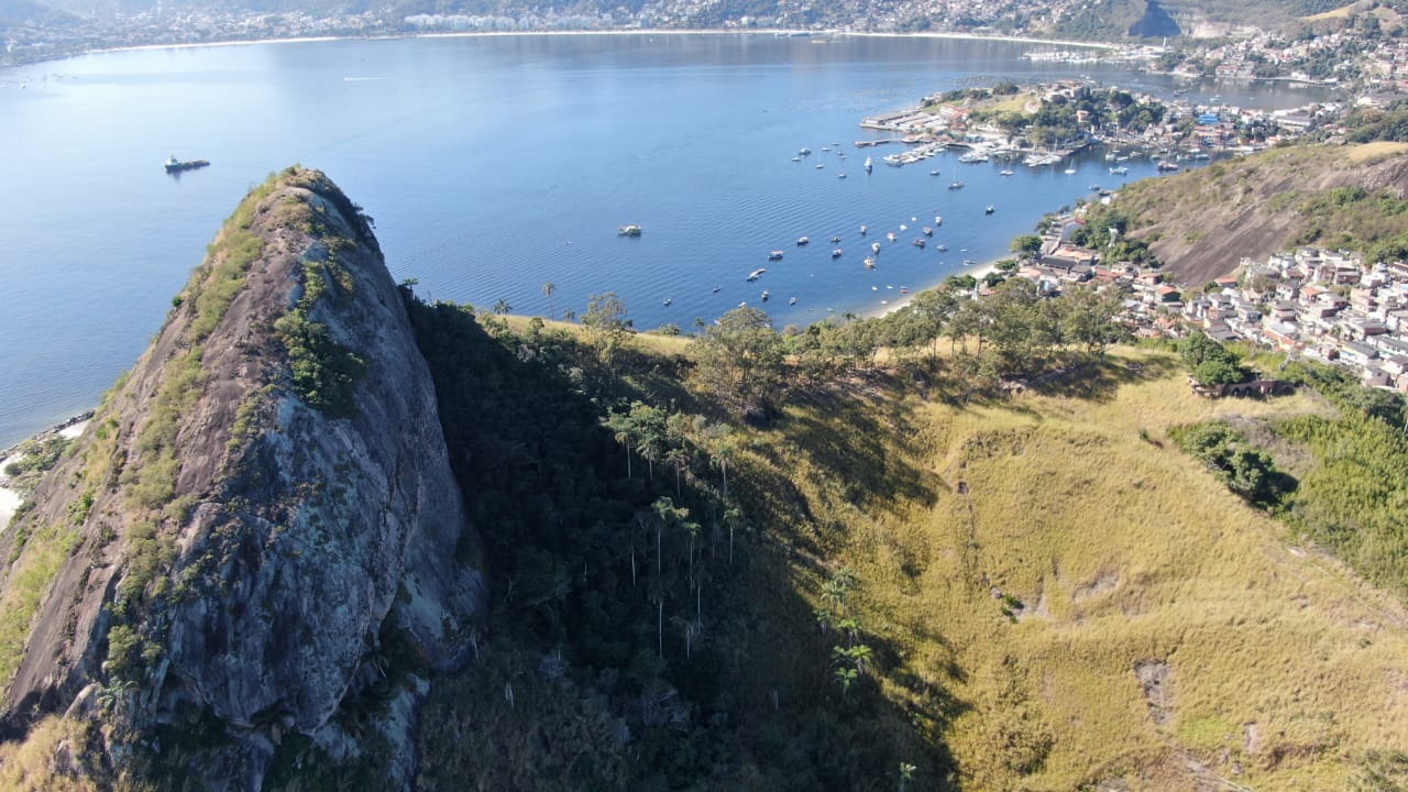 morro do morcego - Leonardo Simplício