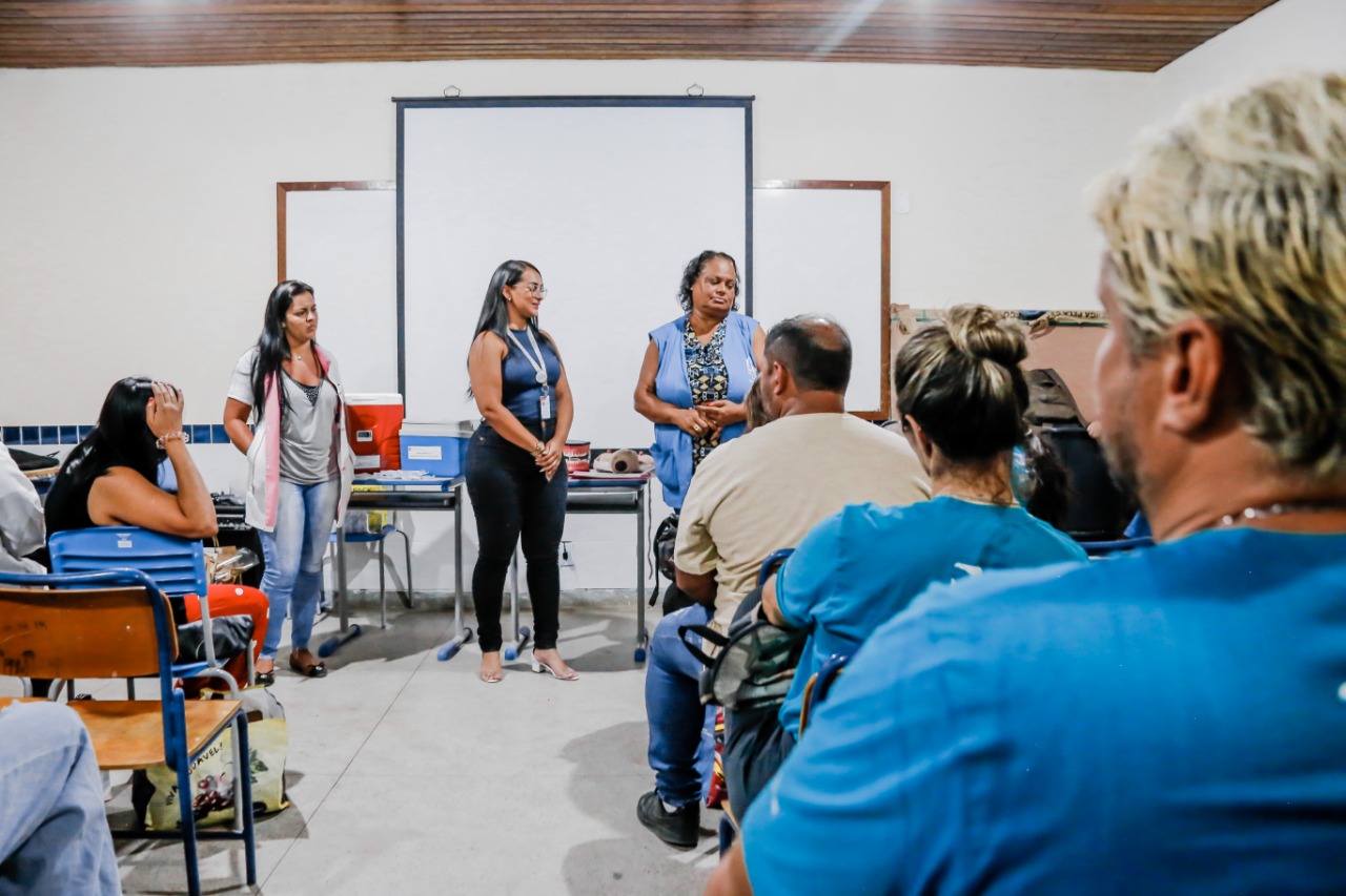 Saúde leva conscientização e serviços para catadores de caranguejo de Itambi (1)