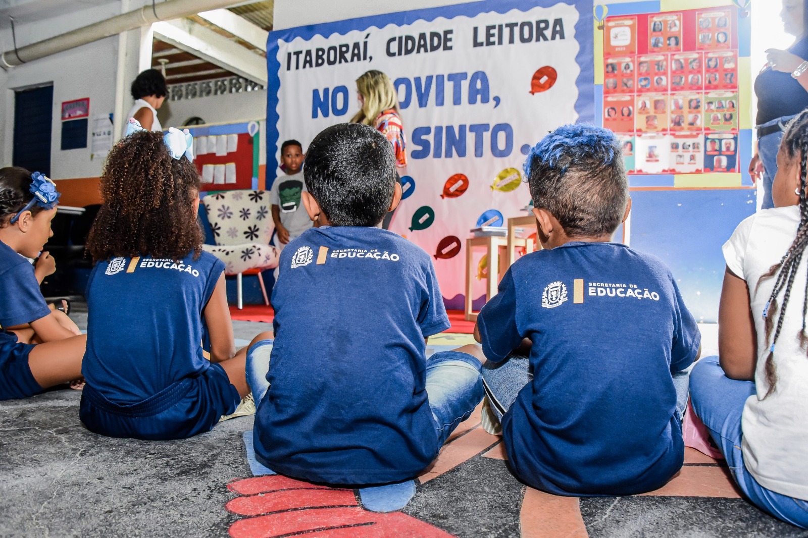 Escolas municipais de Itaboraí iniciam ano letivo 2023 com entrega de materiais didáticos