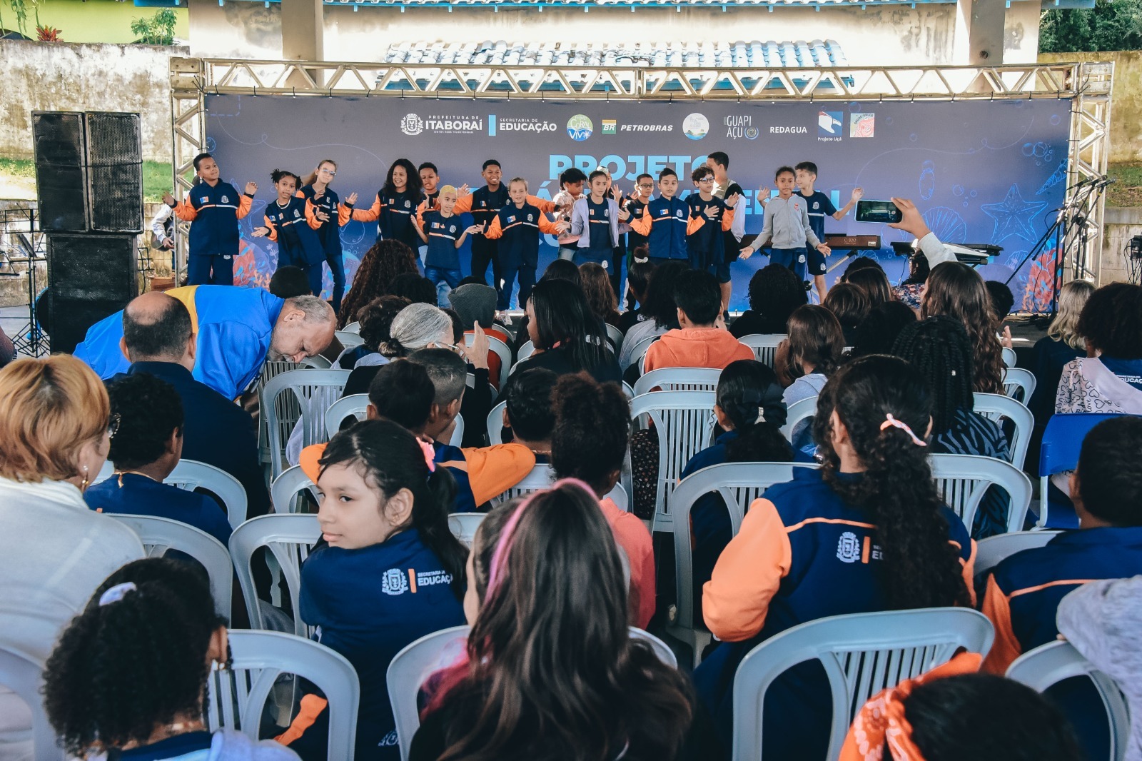 Projeto Literário Coral Vivo promove conscientização ambiental em escolas de Itaboraí (4)