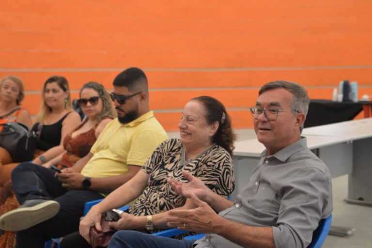 bagueira e Maria Célia - reunião policlina do barreto