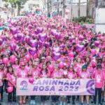 Outubro Rosa Caminhada reúne milhares de mulheres na luta contra o câncer de mama em Itaboraí (1)