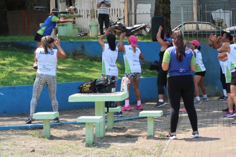 Aula - Zumba - SG em Movimento - Maria Paula - 31-10-2023 - Fotos Julio Diniz (8)