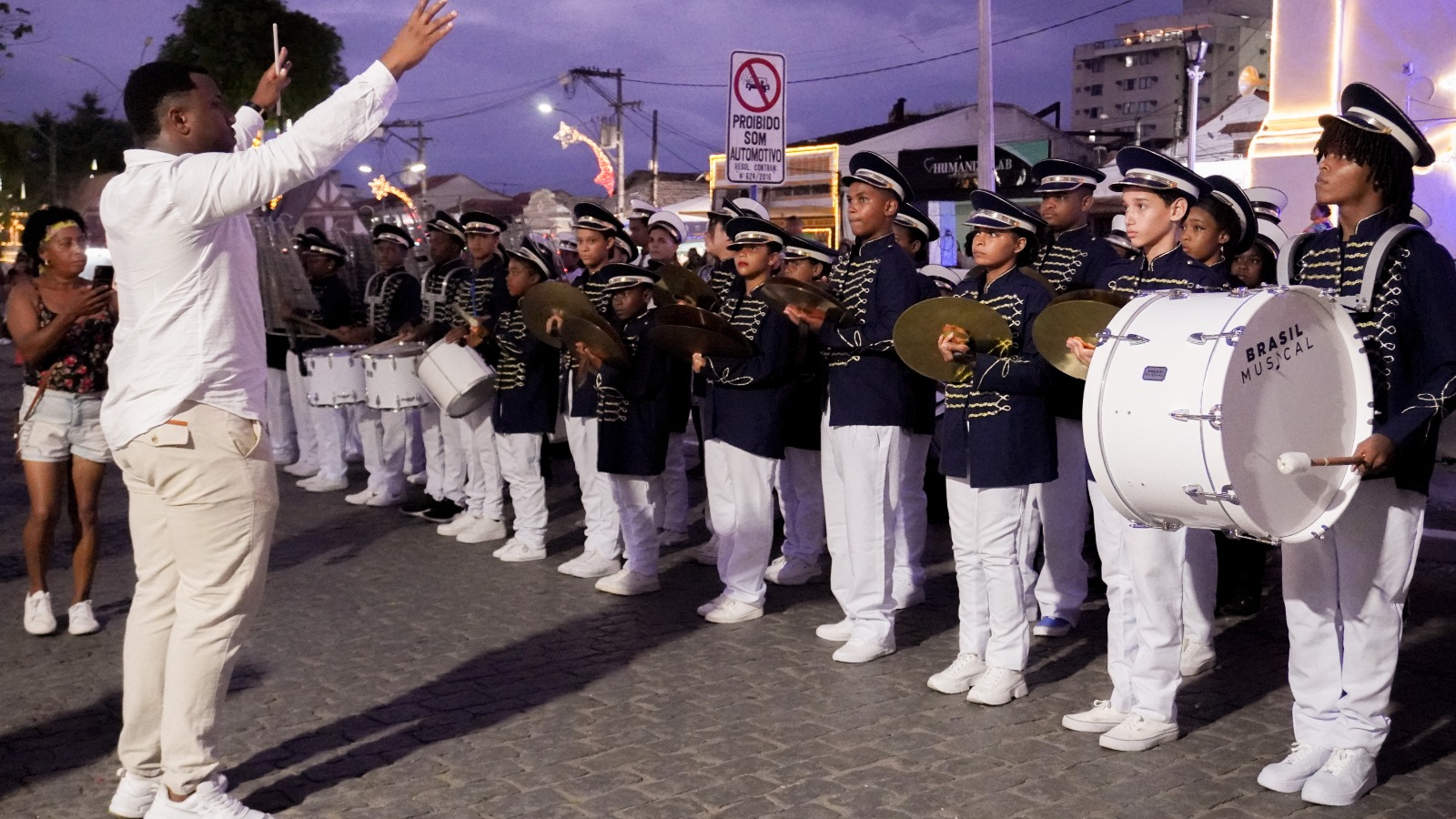 Incentivo à música Rede municipal de ensino retoma projeto com bandas musicais nas escolas de Itaboraí (4)