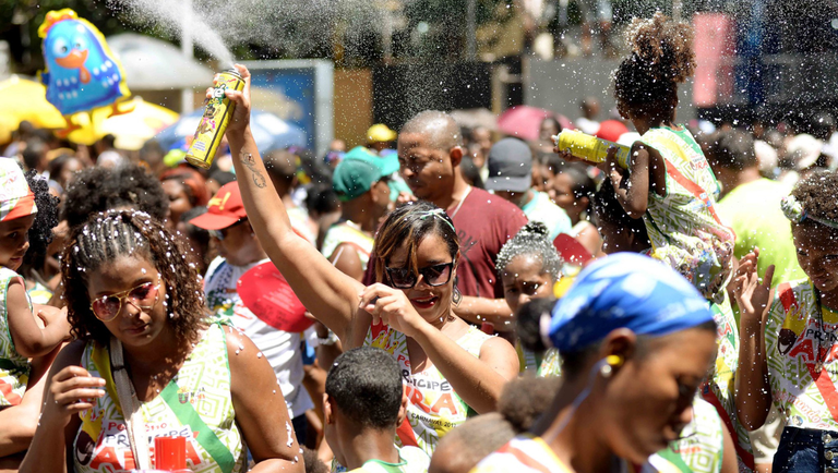 carnaval band alargo do barradas