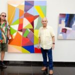 Artistas Romandini e Mario Reis na exposição Olhar Discreto. Foto Toni Coutinho