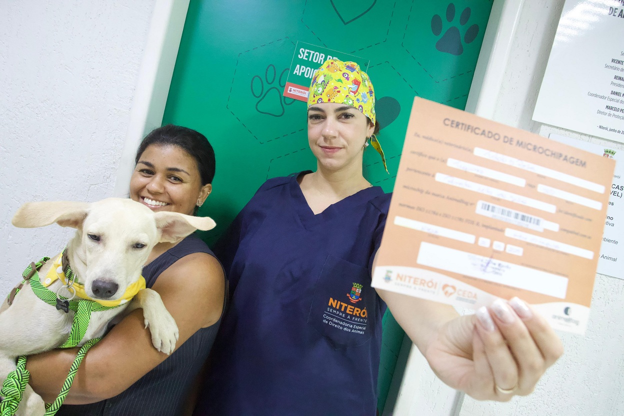 Ação Animal - microchip - Foto Luciana Carneiro