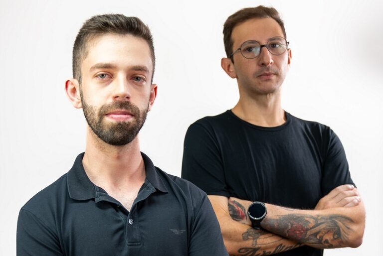 Vinicius Mesel e Thiago Avelino, fundadores da talkdai. Foto/Divulgação