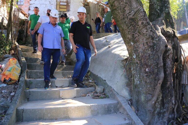 2024 06 21 - Prefeito visita obras do Caniçal - Alex Ramos (34)