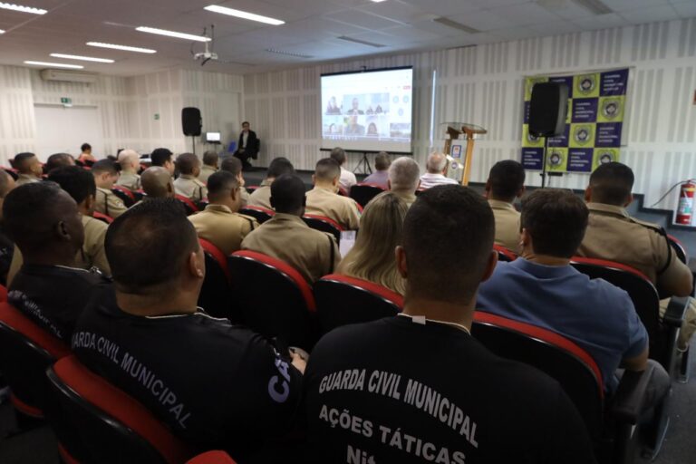 Treinamento Guarda 2 Luciana Carneiro