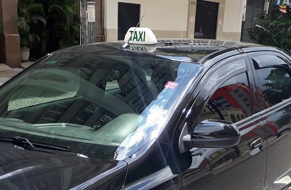 Taxi em Niterói FotoDivulgação