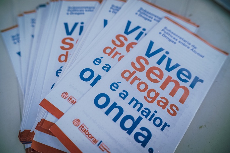 Itaboraí realiza ação de prevenção sobre álcool e drogas no Centro 2