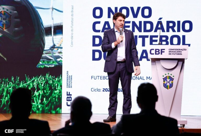 Diretor de competições da CBF, Julio Avellar