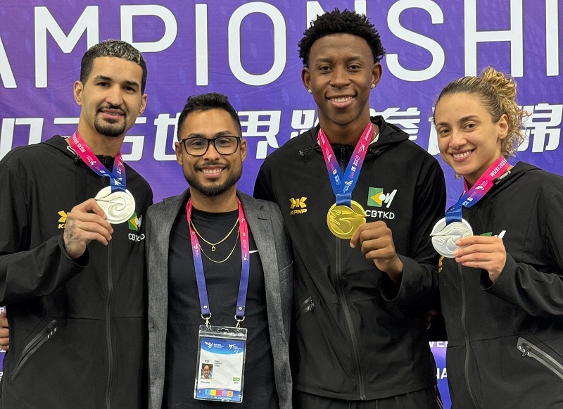 Edival Pontes conquista medalha de prata no Mundial de Taekwondo na China