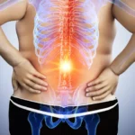 Foto 2 - O excesso de peso sobrecarrega a coluna e pode causar dores e inflamações- créditos- Shutterstock