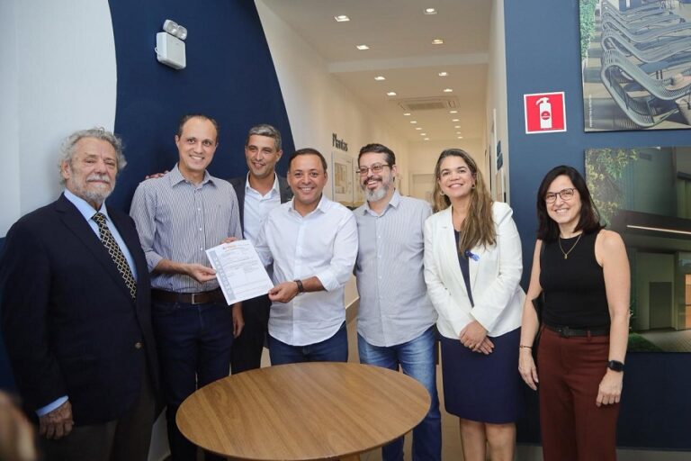 WhatsApp Image 2025-11-19 at 17.32.48