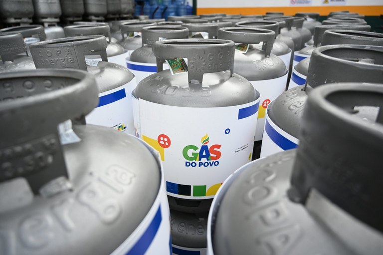 52eb9e40-1a21-452b-8dc1-e9cfcac7b863