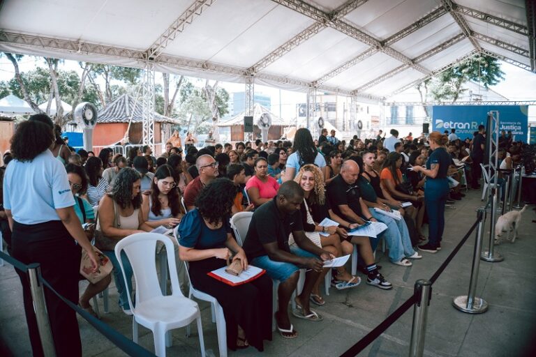 DETRAN em Movimento encerra atendimentos no Centro de Itaboraí após quatro dias de acesso ampliado à cidadania (2)