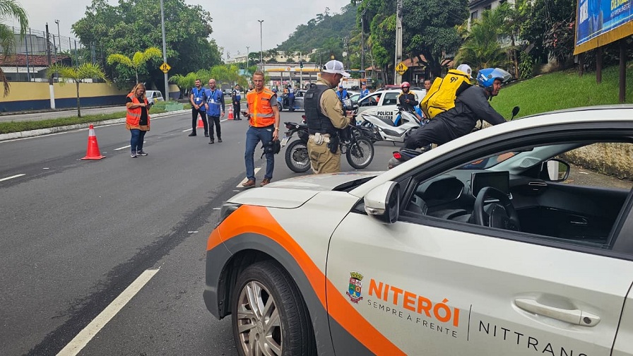 Fiscalização contra motos barulhentas no Cantagalo (3)