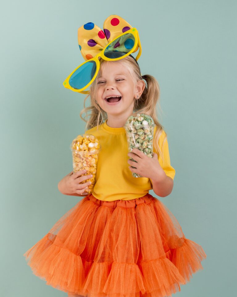 girl-with-big-sunglasses-candy