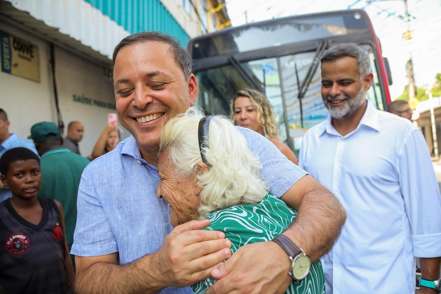 Claudio Fernandes - onibus