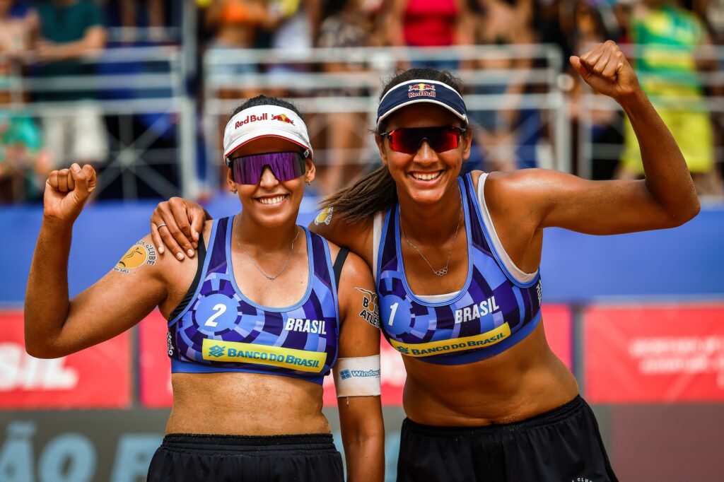 Duda-e-Ana-Patricia--Divulgacao--FIVB