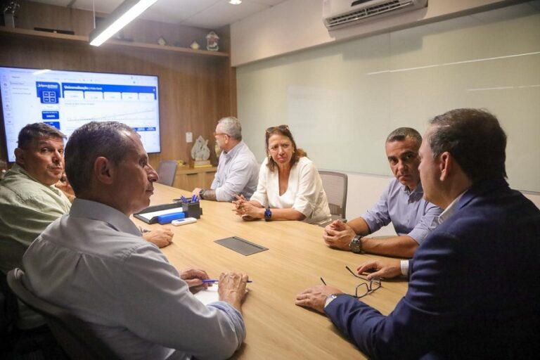 Evelen Gouvea - Centro de controle Aguas de Niteroi (2)