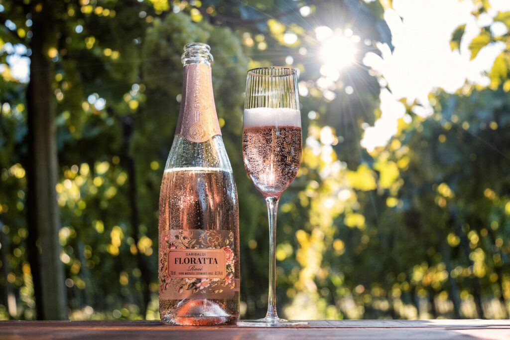 cfb329f2-ead8-474b-8105-be7a53659a5e