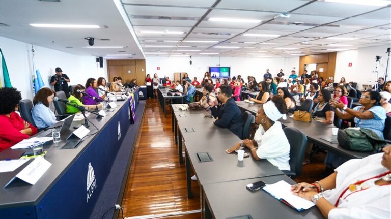 dbac5ca9-fd74-ba0c-9b17-18f9da0404eb