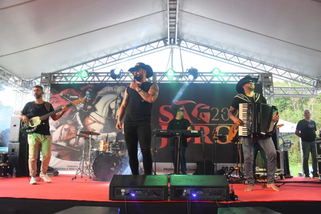 54472434285_b93736c14b_o-1536x1024