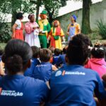 Fonte da Carioca recebe contação de histórias inspirada em Emília e encanta crianças da rede pública de Itaboraí