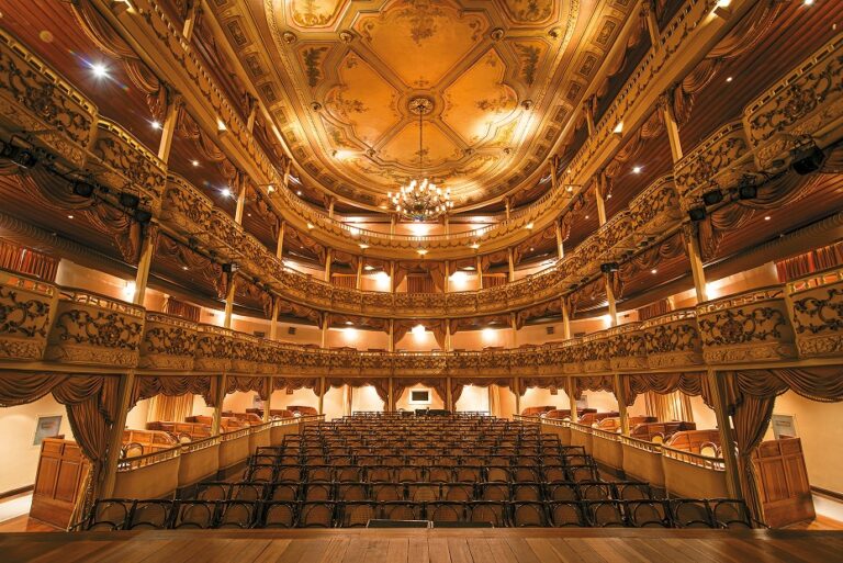 TEATRO MUNICIPAL