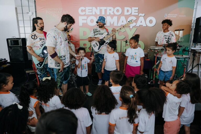 Tô de Férias na Escola (1)